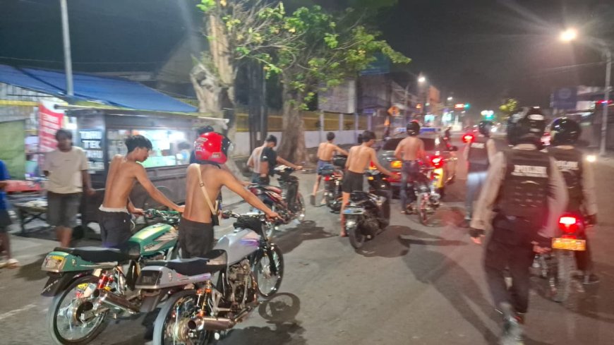 Pleton Siaga Polres Pasuruan Kota Bubarkan Balap Liar
